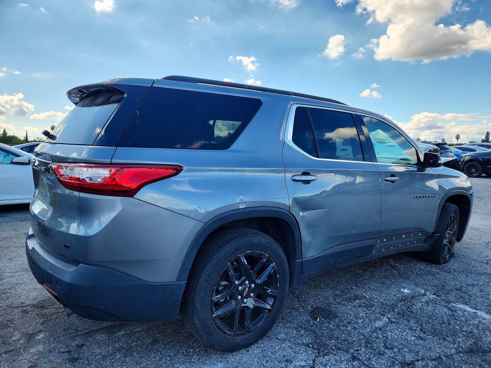 Photo 3 from auction – 2019 CHEVROLET TRAVERSE with VIN 1GNERHKW1KJ192674