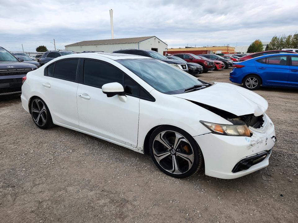 Foto 4 de la subasta – 2015 HONDA CIVIC con VIN 2HGFB6E52FH200654