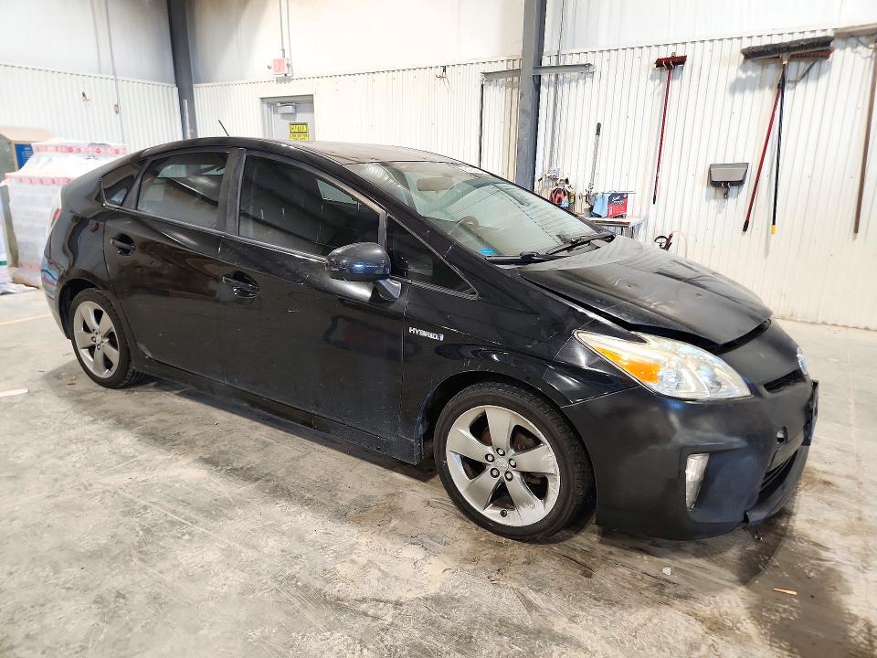 صورة رقم 4 من المزاد - 2013 TOYOTA PRIUS مع VIN JTDKN3DU5D5580959