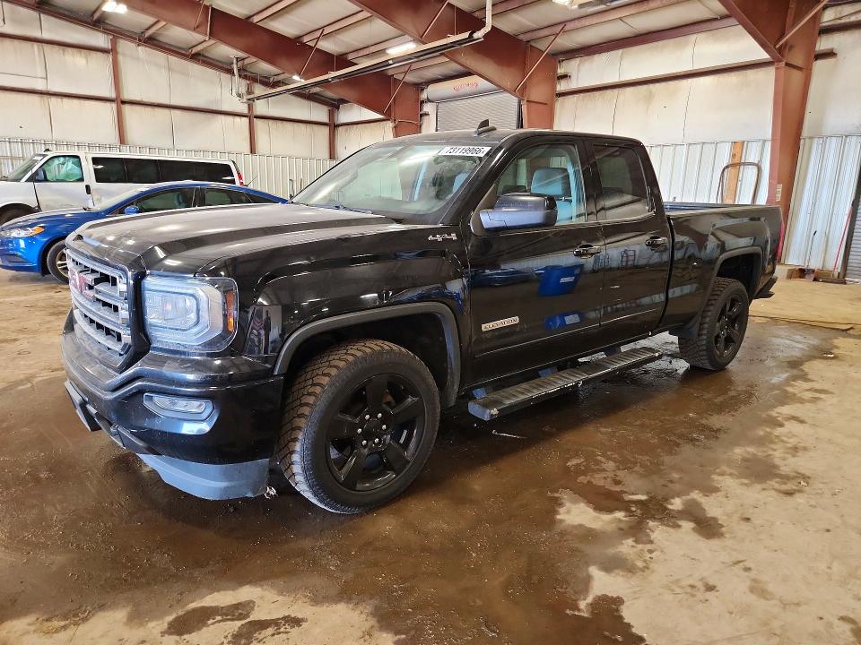 GMC SIERRA 2018 مع رقم تعريف المركبة 1GTV2LEC7JZ127216 - صورة من المزاد