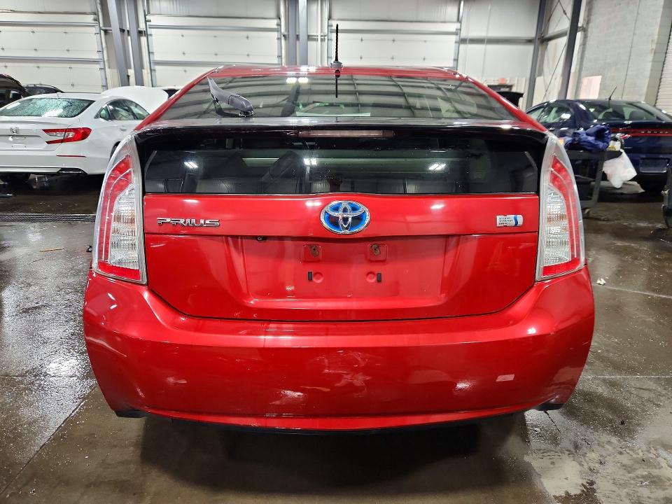 Фото 6 с аукциона – 2015 TOYOTA PRIUS с VIN JTDKN3DUXF0448568