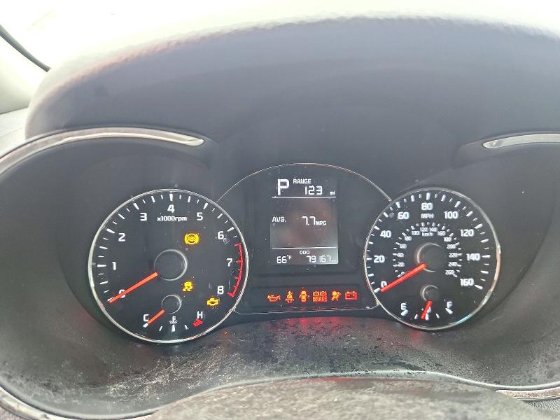 Photo 9 from auction – 2017 KIA FORTE with VIN 3KPFK4A77HE083369