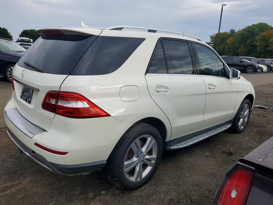 Photo 3 from auction – 2013 MERCEDES-BENZ ML with VIN 4JGDA5HB3DA153940