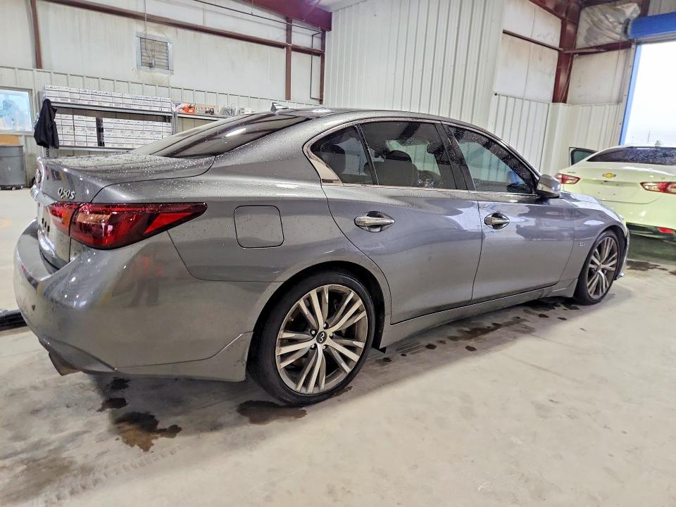 Снимка 3 от търг – 2019 INFINITI Q50 с VIN JN1EV7AP5KM515280
