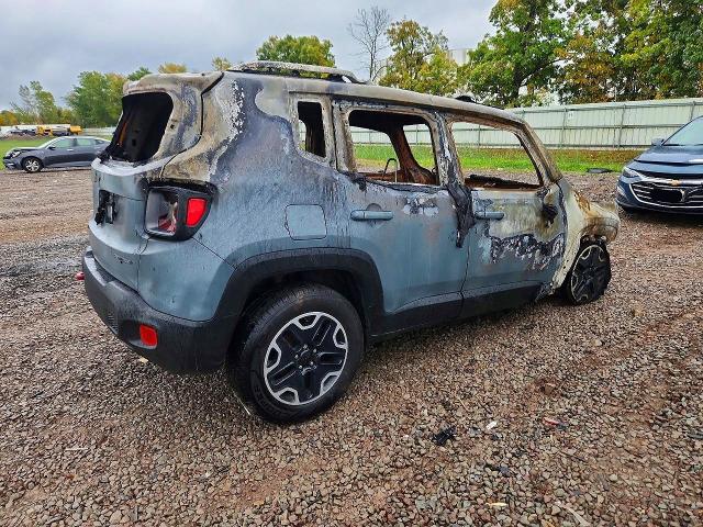 Снимка 3 от търг – 2017 JEEP RENEGADE с VIN ZACCJBCB6HPE87164