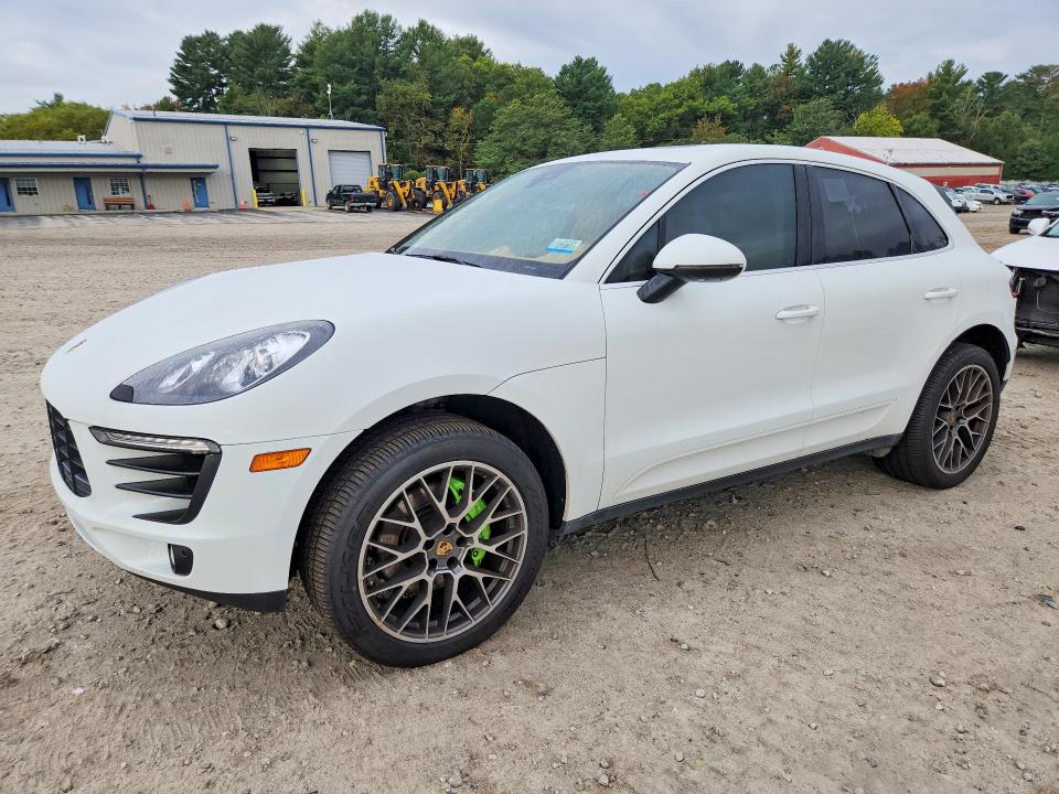 PORSCHE MACAN 2015 مع رقم تعريف المركبة WP1AB2A59FLB67645 - صورة من المزاد