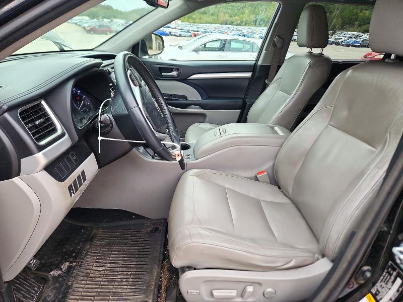 Снимка 7 от търг – 2015 TOYOTA HIGHLANDER с VIN 5TDJKRFH7FS214280