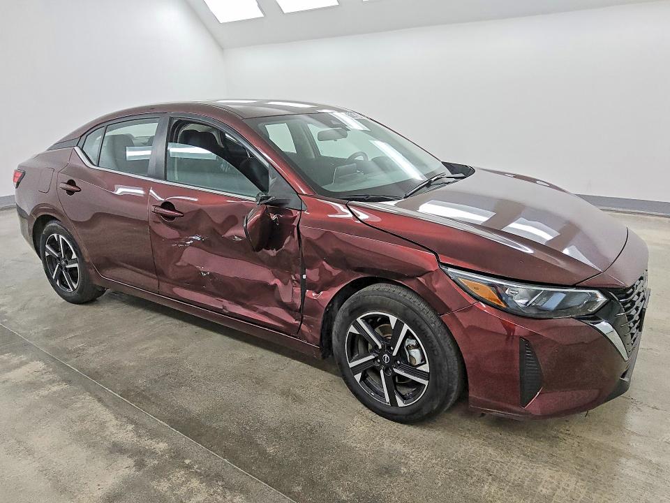 Photo 4 from auction – 2024 NISSAN SENTRA with VIN 3N1AB8CV2RY339692