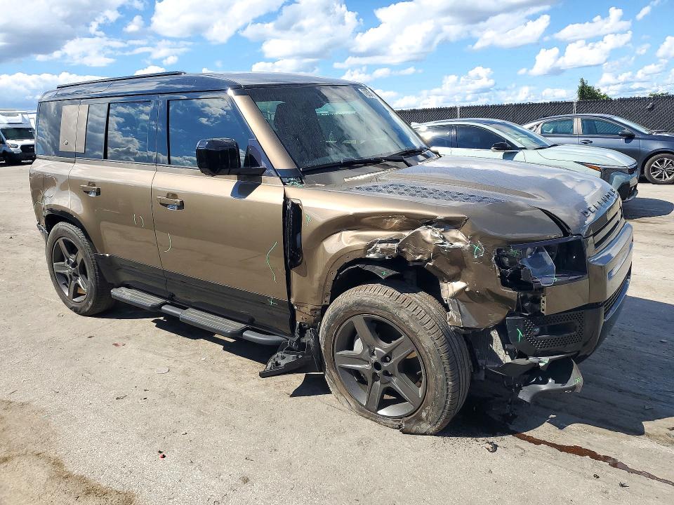Снимка 4 от търг – 2023 LAND ROVER DEFENDER с VIN SALE27EU4P2242169