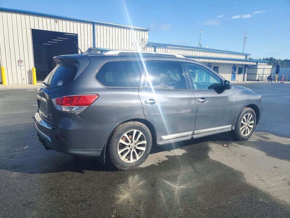 Photo 3 from auction – 2014 NISSAN PATHFINDER with VIN 5N1AR2MM3EC710451