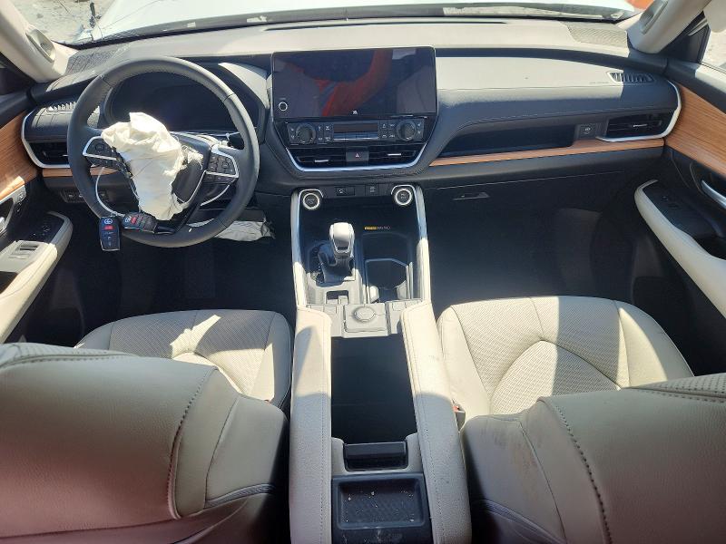 Снимка 8 от търг – 2026 TOYOTA GRAND HIGHLANDER HYBRID с VIN 5TDACAB58TS121967