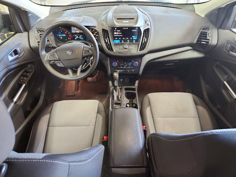 Photo 8 from auction – 2017 FORD ESCAPE with VIN 1FMCU0GD7HUB77879