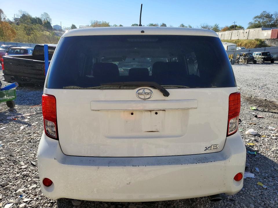 Photo 6 from auction – 2012 SCION XB with VIN JTLZE4FE7CJ007887