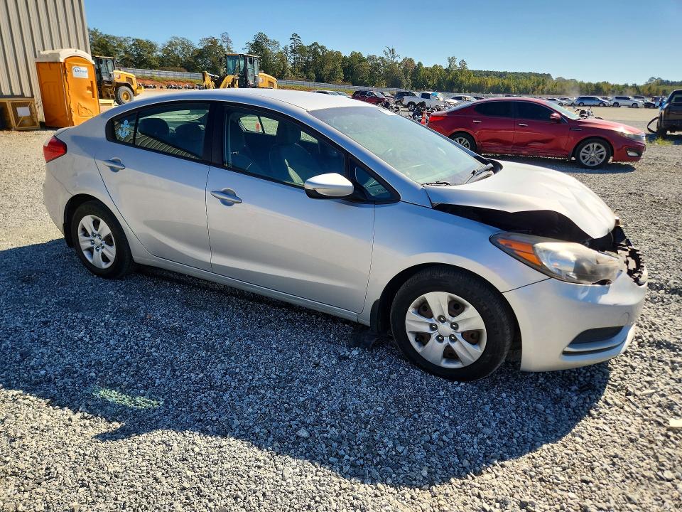 Photo 4 from auction – 2016 KIA FORTE with VIN KNAFK4A63G5539222