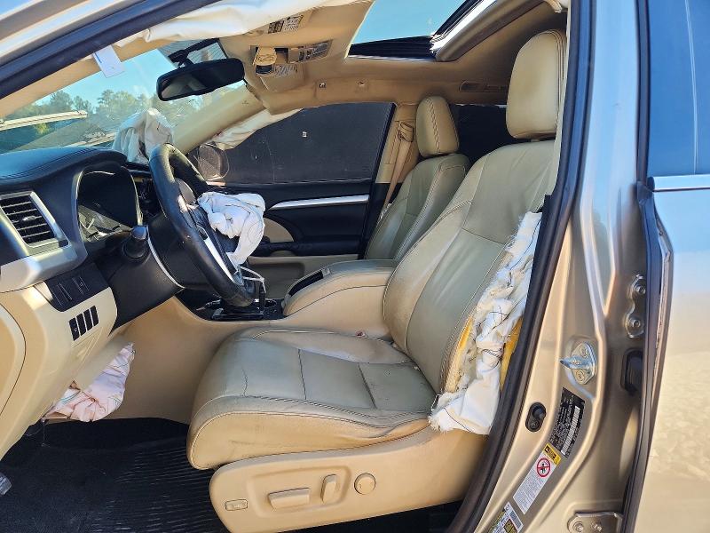 Снимка 7 от търг – 2015 TOYOTA HIGHLANDER с VIN 5TDJKRFHXFS114142