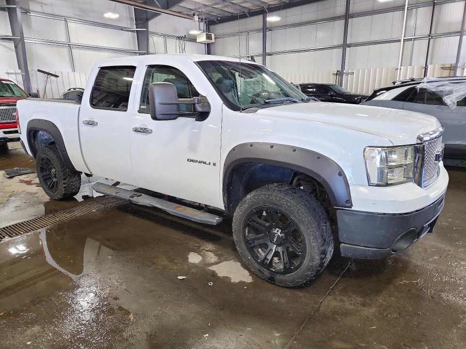 Снимка 4 от търг – 2008 GMC NEW SIERRA с VIN 2GTEK638081292219