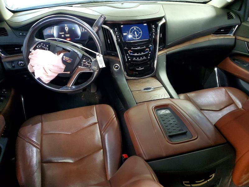 Снимка 8 от търг – 2015 CADILLAC ESCALADE с VIN 1GYS4NKJ7FR633884