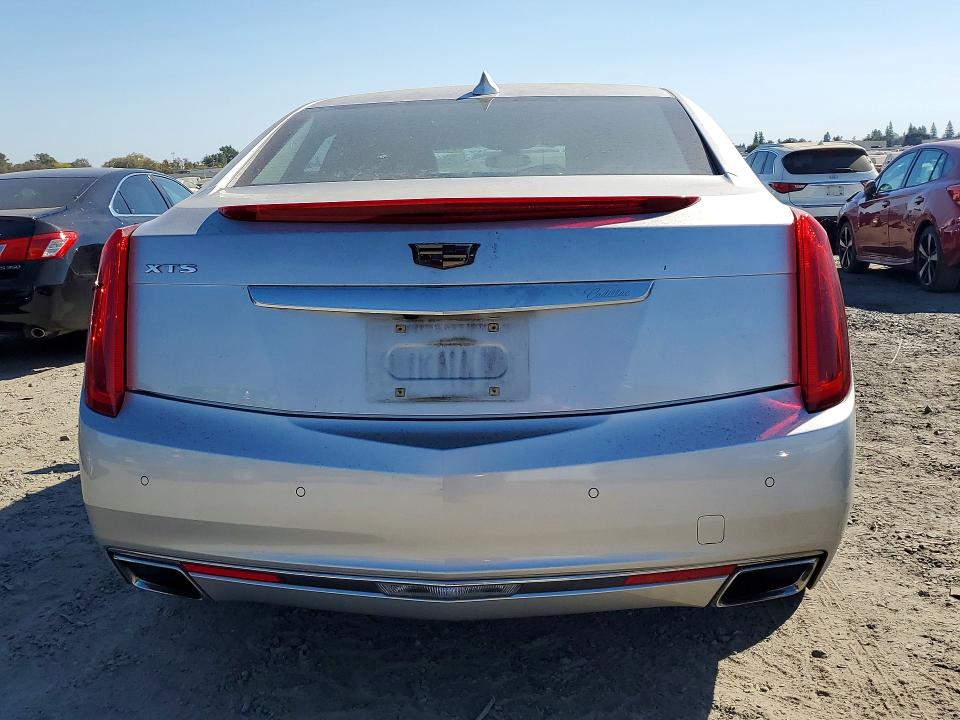 Photo 6 from auction – 2017 CADILLAC XTS with VIN 2G61M5S31H9156193