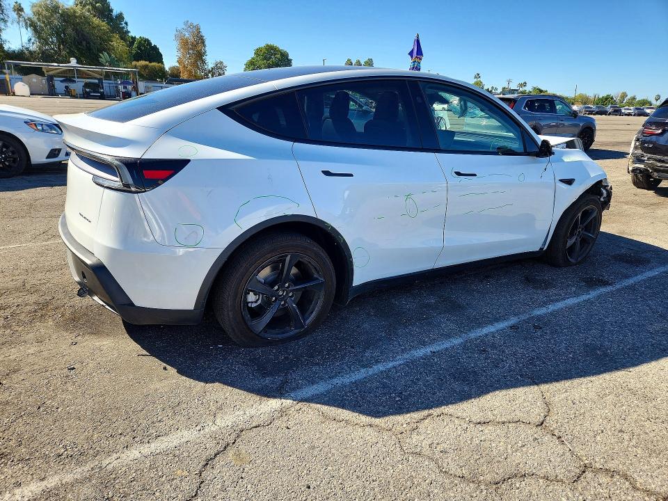 Zdjęcie 3 z aukcji – 2026 TESLA MODEL Y z VIN 7SAYGDEE5TF358262