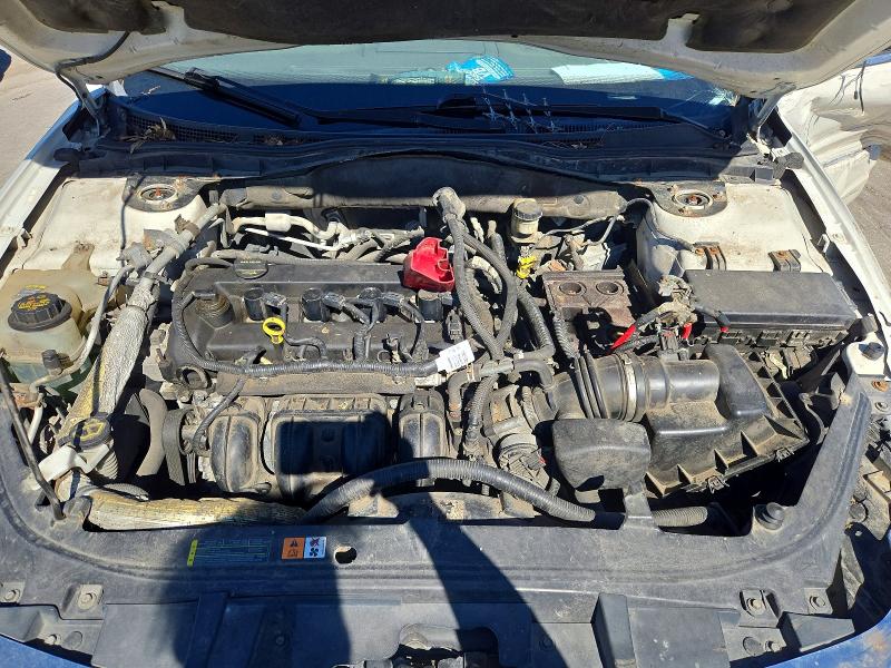 Фото 11 с аукциона – 2011 FORD FUSION с VIN 3FAHP0HA0BR244204