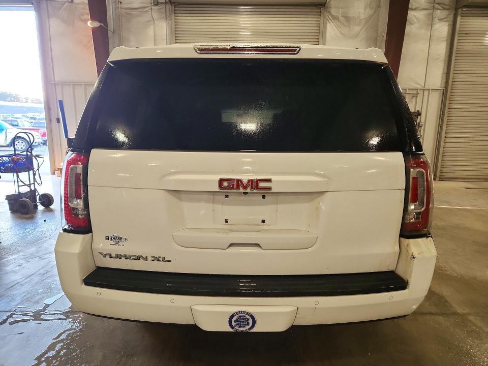 Снимка 6 от търг – 2015 GMC YUKON XL с VIN 1GKS2GKC2FR151871