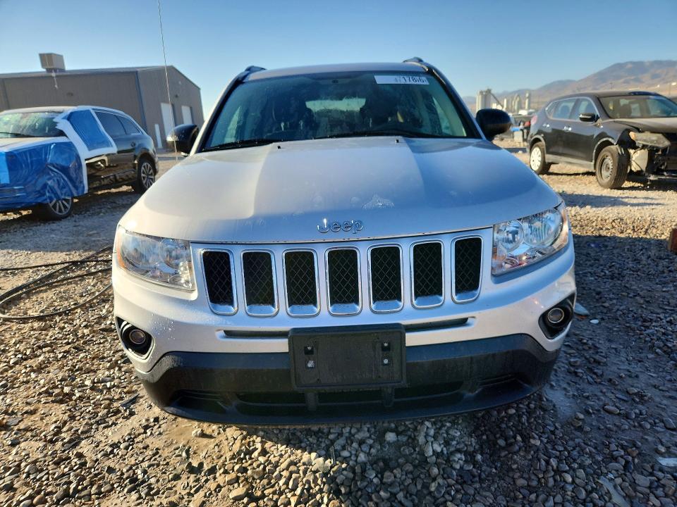 Foto 5 de la subasta – 2011 JEEP COMPASS con VIN 1J4NF1FB1BD141782