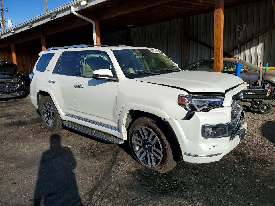 Снимка 4 от търг – 2016 TOYOTA 4RUNNER с VIN JTEBU5JR0G5344444
