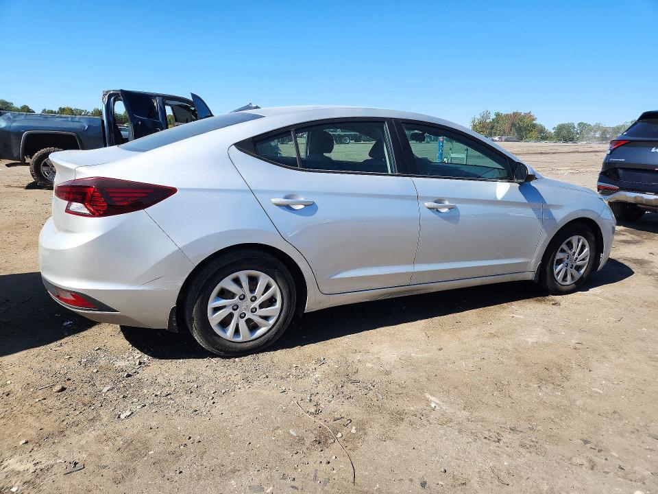 Снимка 3 от търг – 2020 HYUNDAI ELANTRA с VIN 5NPD74LFXLH503501