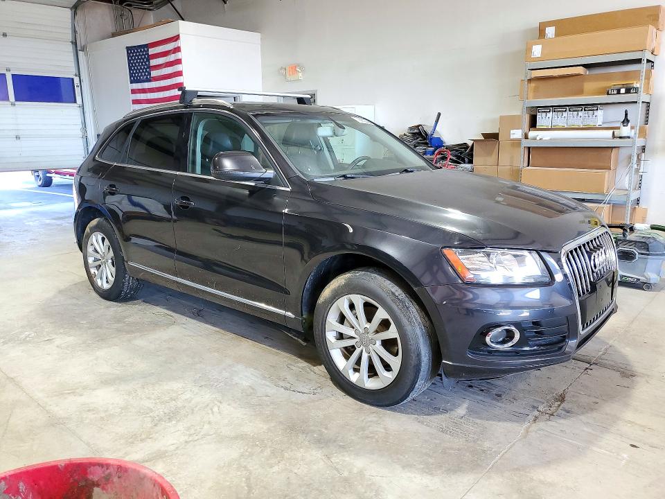 Photo 4 from auction – 2014 AUDI Q5 with VIN WA1CFBFP9EA028449
