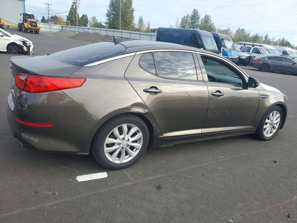 Photo 3 from auction – 2014 KIA OPTIMA with VIN 5XXGN4A74EG305994