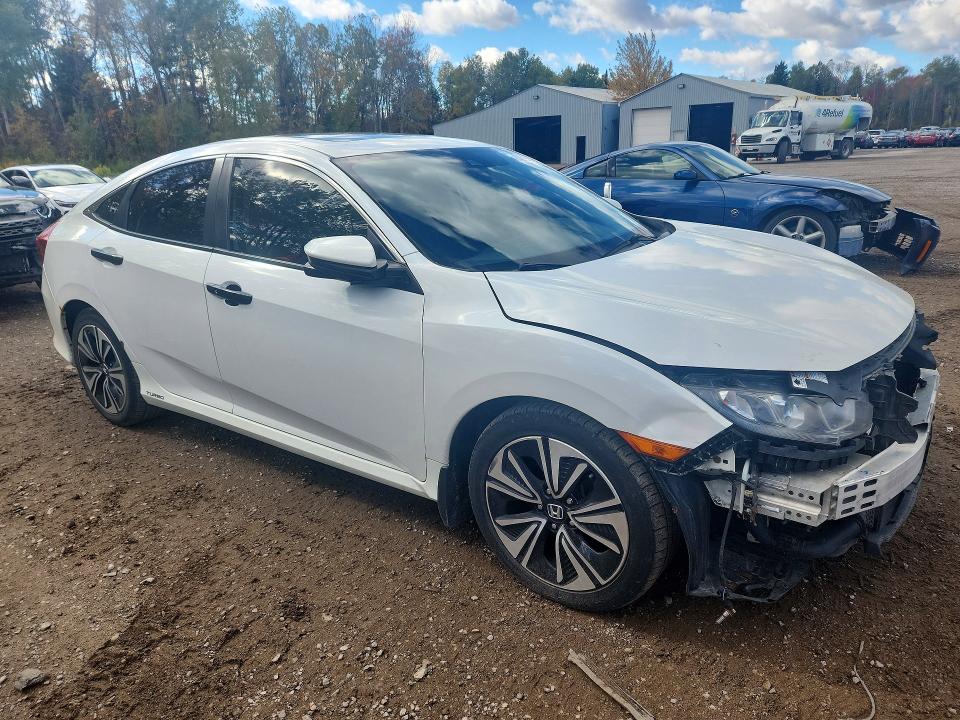Zdjęcie 4 z aukcji – 2017 HONDA CIVIC z VIN 2HGFC1F46HH110089