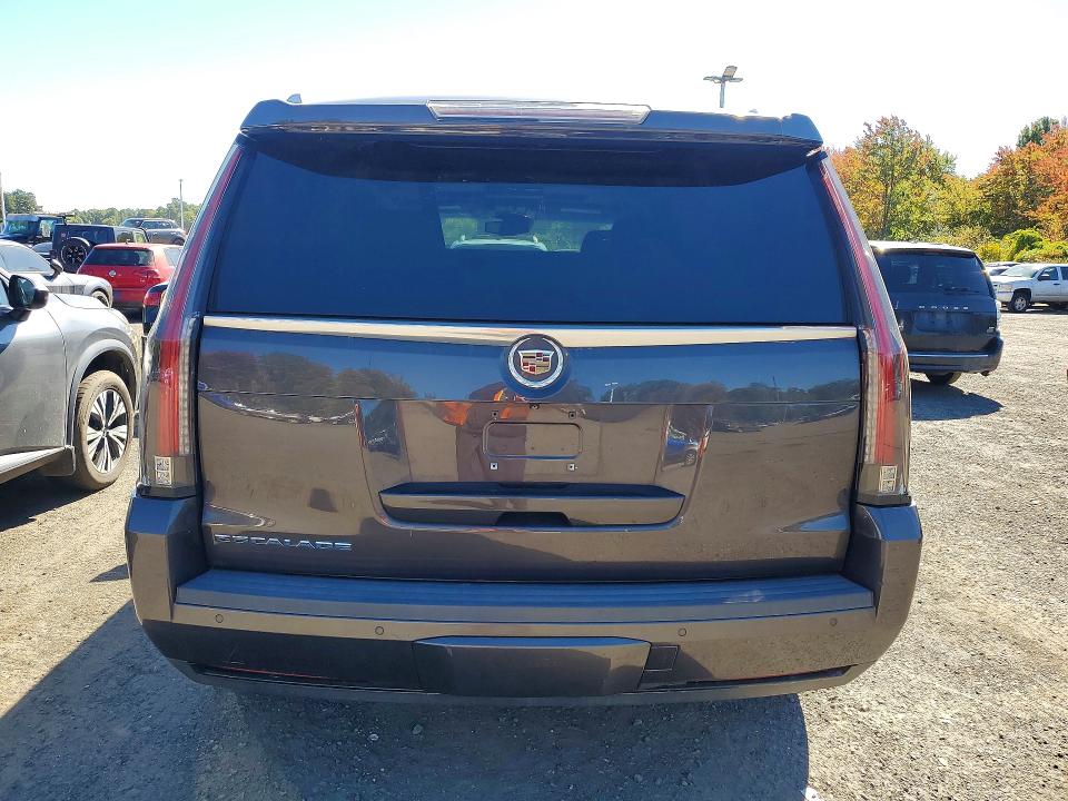 Photo 6 from auction – 2015 CADILLAC ESCALADE with VIN 1GYS4CKJ3FR309223