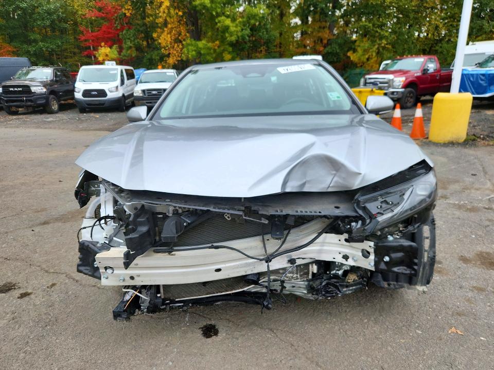 Photo 5 from auction – 2025 TOYOTA CAMRY with VIN 4T1DAACK6SU589743
