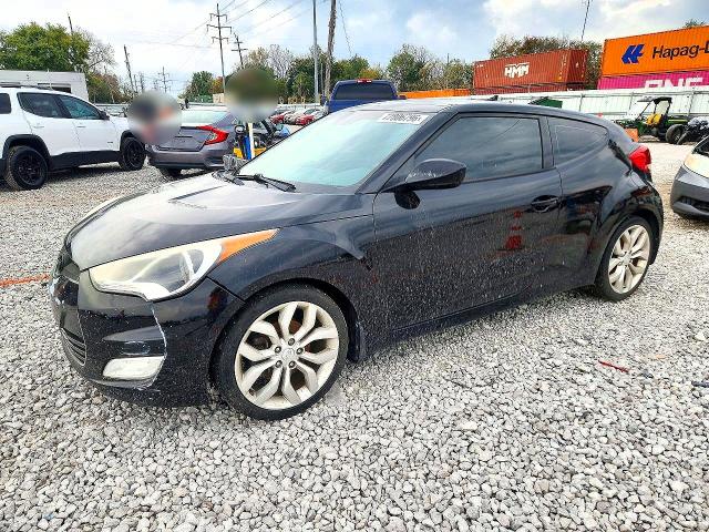 Снимка 1 от търг – 2013 HYUNDAI VELOSTER с VIN KMHTC6AD7DU175400