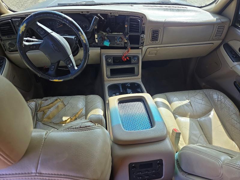 Снимка 8 от търг – 2003 CHEVROLET TAHOE с VIN 1GNEK13Z53J179643