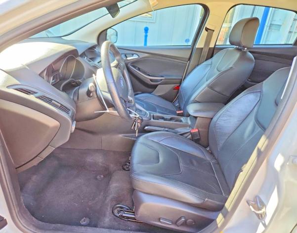 Снимка 7 от търг – 2015 FORD FOCUS с VIN 1FADP3K22FL323265