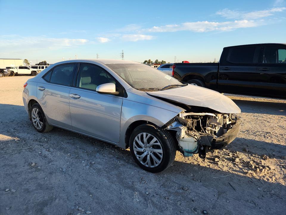 Снимка 4 от търг – 2015 TOYOTA COROLLA с VIN 2T1BURHE1FC423427