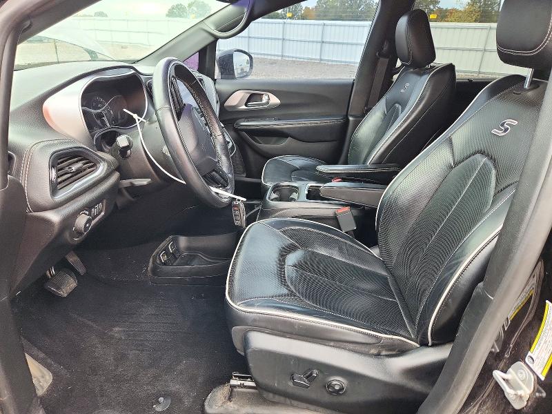 Снимка 7 от търг – 2019 CHRYSLER PACIFICA с VIN 2C4RC1GG4KR652894