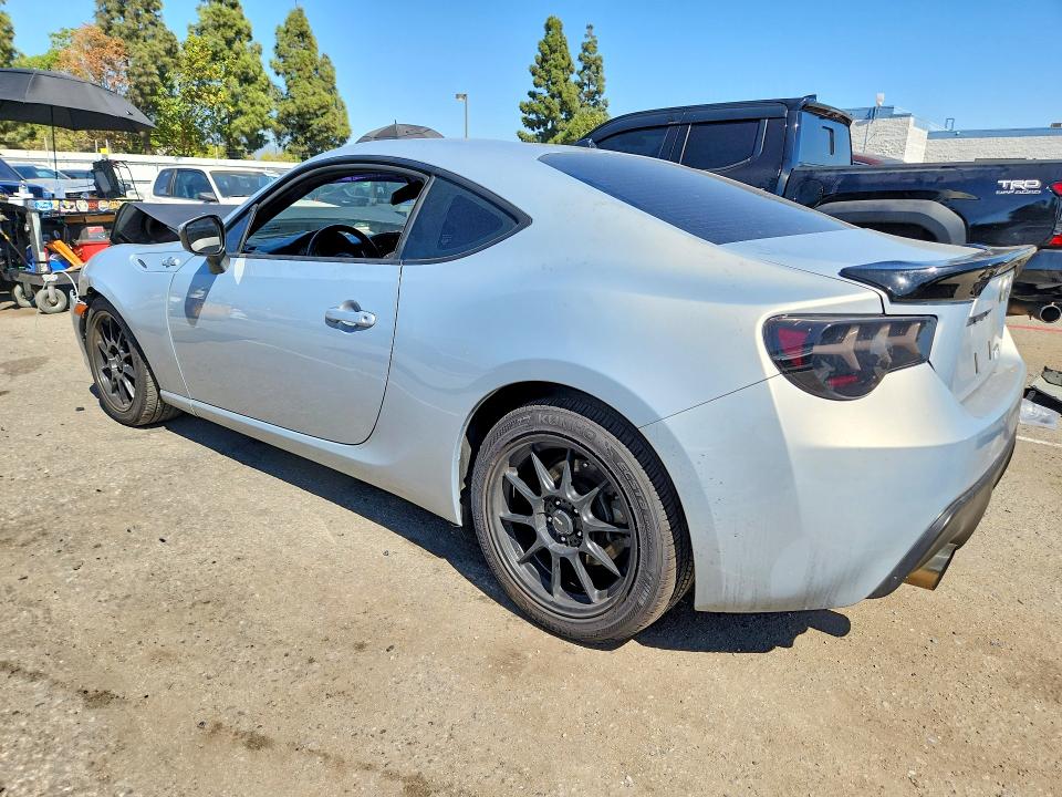 Фото 2 с аукциона – 2013 SCION FR-S с VIN JF1ZNAA16D1730653