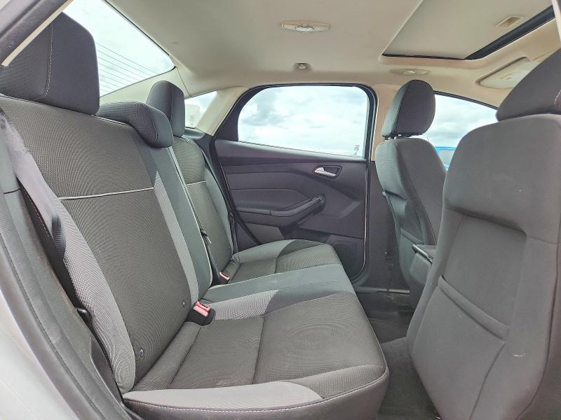 Zdjęcie 10 z aukcji – 2013 FORD FOCUS z VIN 1FADP3F20DL157092