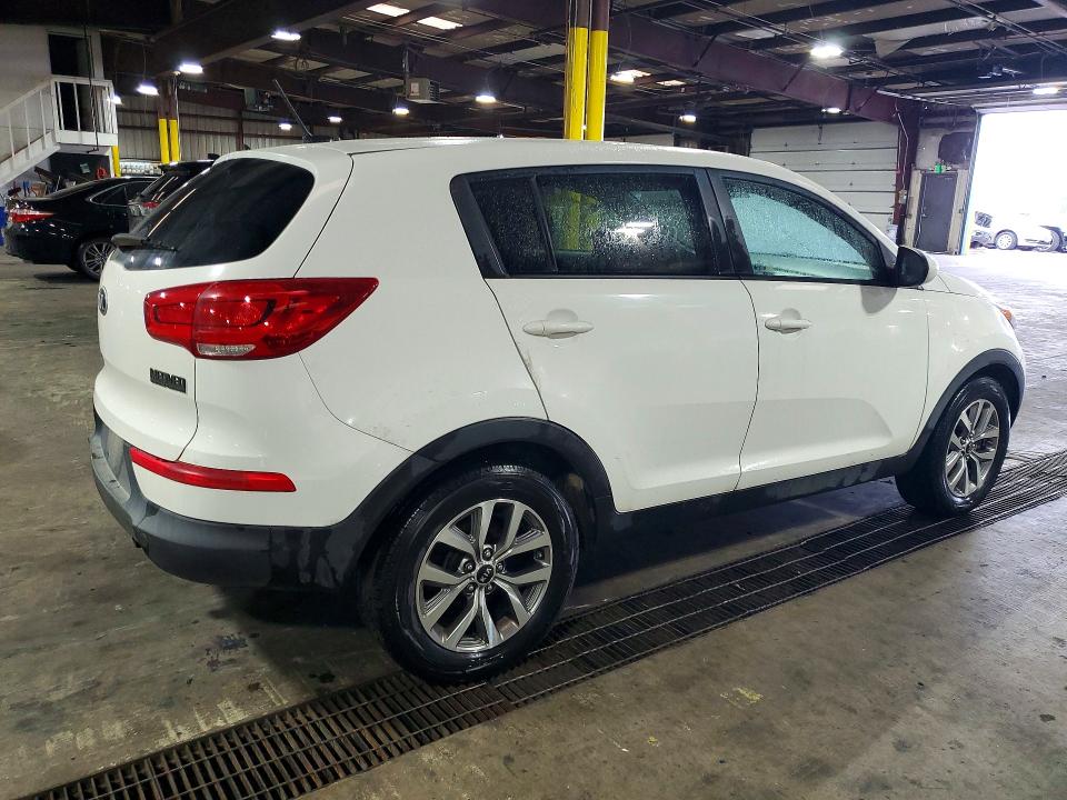 صورة رقم 3 من المزاد - 2016 KIA SPORTAGE مع VIN KNDPBCAC9G7820159