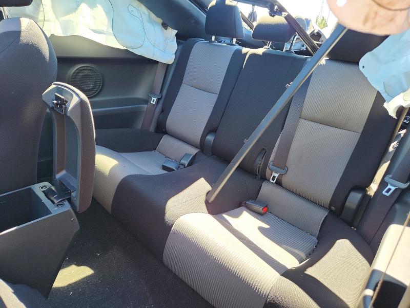 Photo 10 from auction – 2015 SCION TC with VIN JTKJF5C78FJ001983