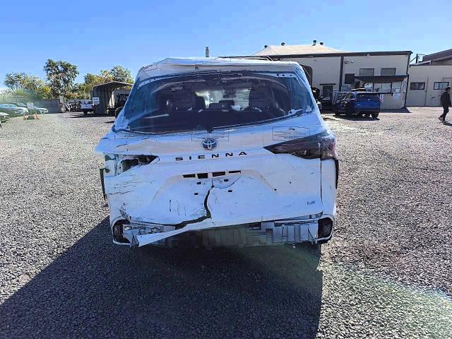Photo 6 from auction – 2025 TOYOTA SIENNA with VIN 5TDKSKFC6SS220467