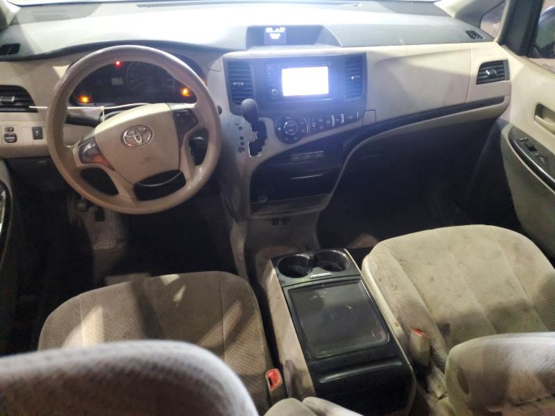 Снимка 8 от търг – 2014 TOYOTA SIENNA с VIN 5TDJK3DC4ES080086