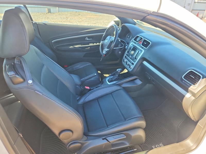 Foto 8 de la subasta – 2014 VOLKSWAGEN EOS con VIN WVWBW8AH1EV003462