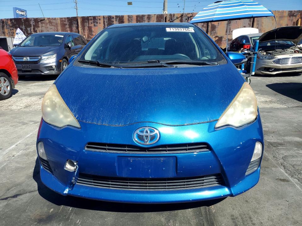 Photo 5 from auction – 2013 TOYOTA PRIUS C with VIN JTDKDTB38D1535079