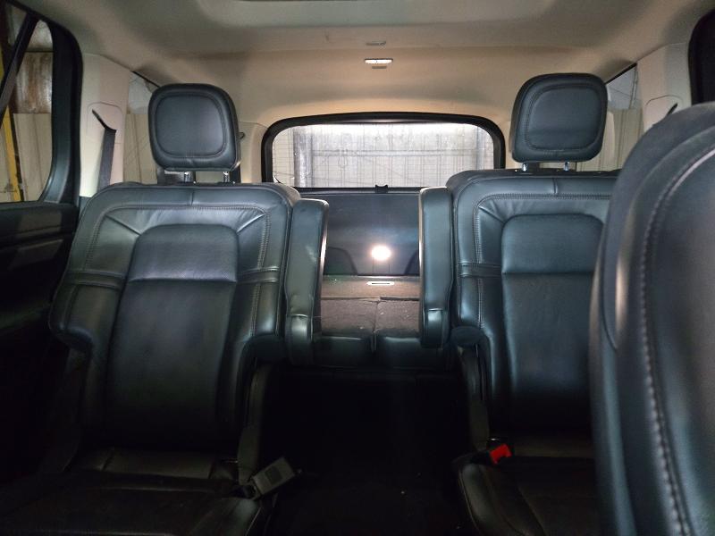 Photo 10 from auction – 2022 LINCOLN AVIATOR with VIN 5LM5J7XC0NGL04769