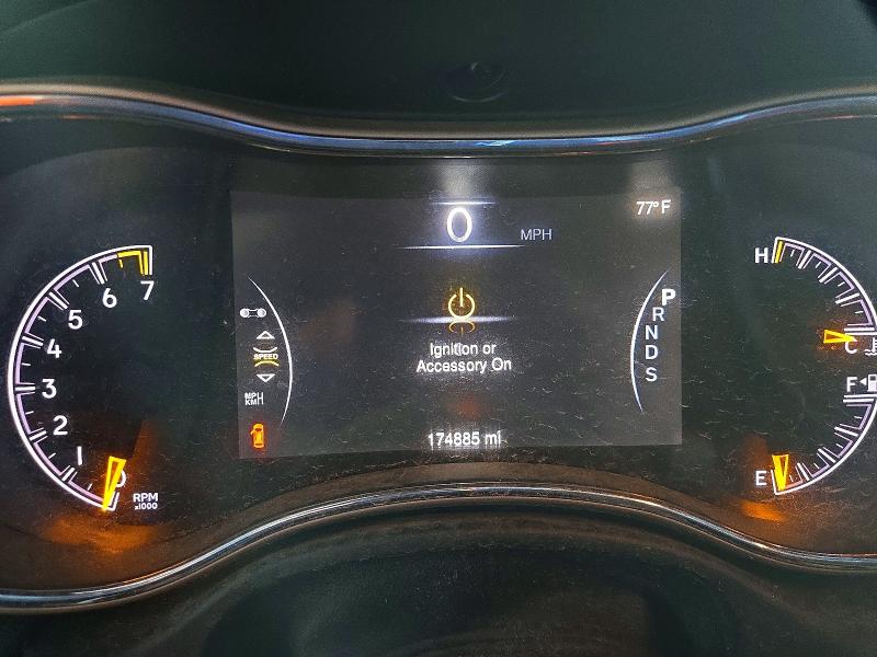 Снимка 9 от търг – 2015 JEEP GRAND CHEROKEE с VIN 1C4RJFBG1FC909163
