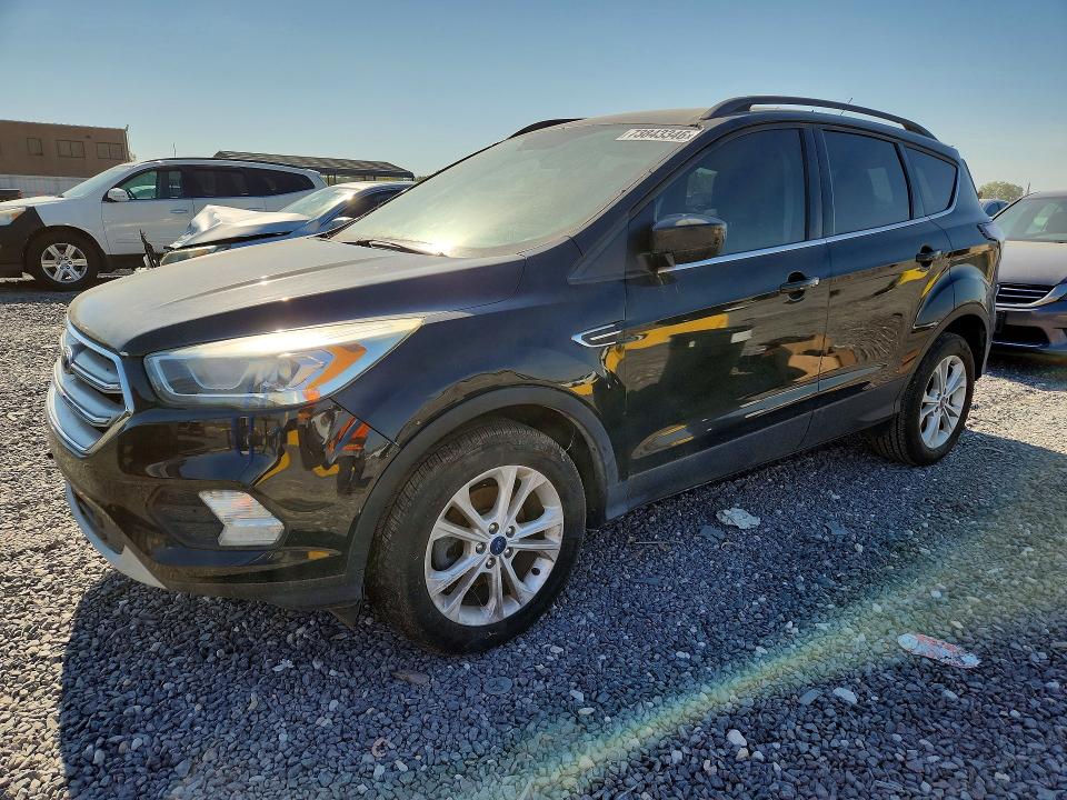 FORD ESCAPE 2017 con VIN 1FMCU0GD2HUD38672 - Foto de la subasta