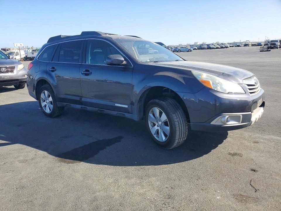 Photo 4 from auction – 2011 SUBARU OUTBACK with VIN 4S4BRDLC8B2368909